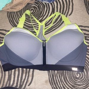 Victoria’s Secret sports bra 36C